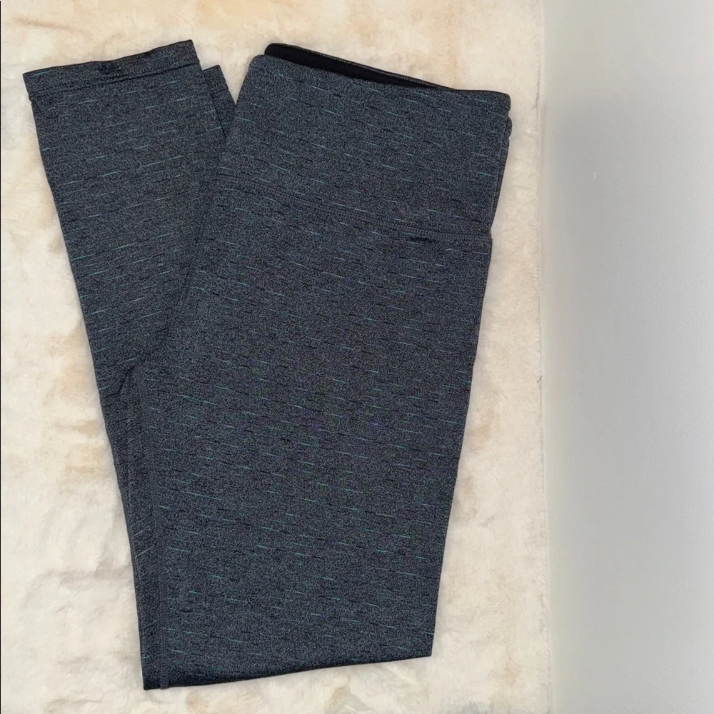 Tuff Athletics Leggings w Zip Security Pocket Gray Micro Stripe Women’s XL - Picture 11 of 12